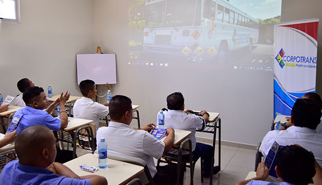 Seguridad en el Transporte de Sustancias Peligrosas: Claves y Desafíos
