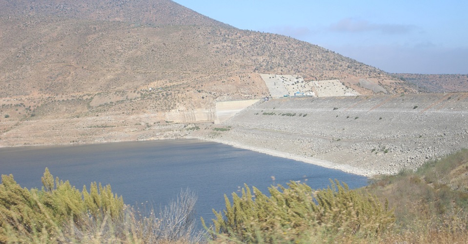 Infraestructura hídrica en Chile: ¿Cómo enfrentar los desafíos actuales?