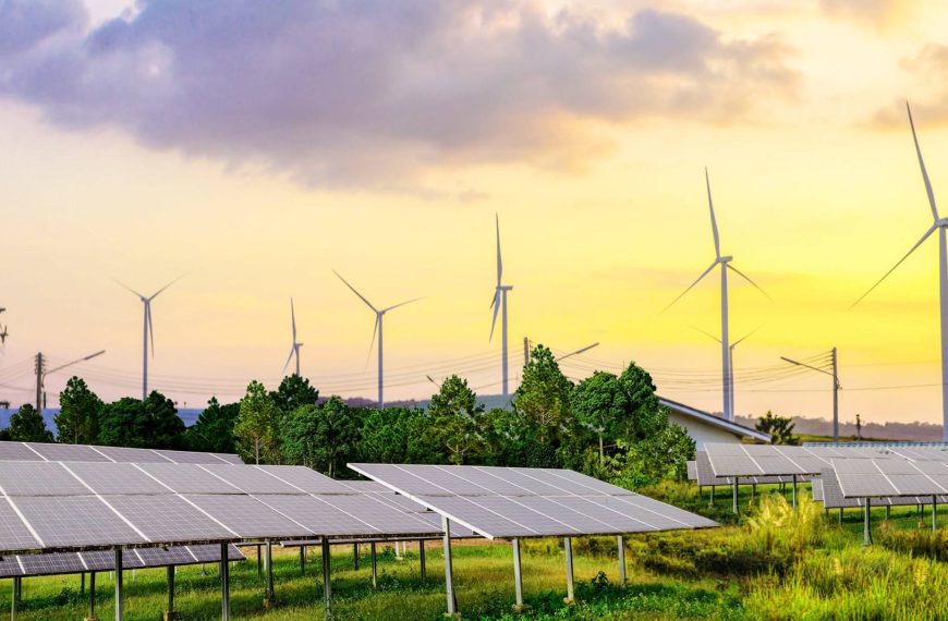 Modelo ESCO: La clave para el futuro del autoconsumo solar en empresas