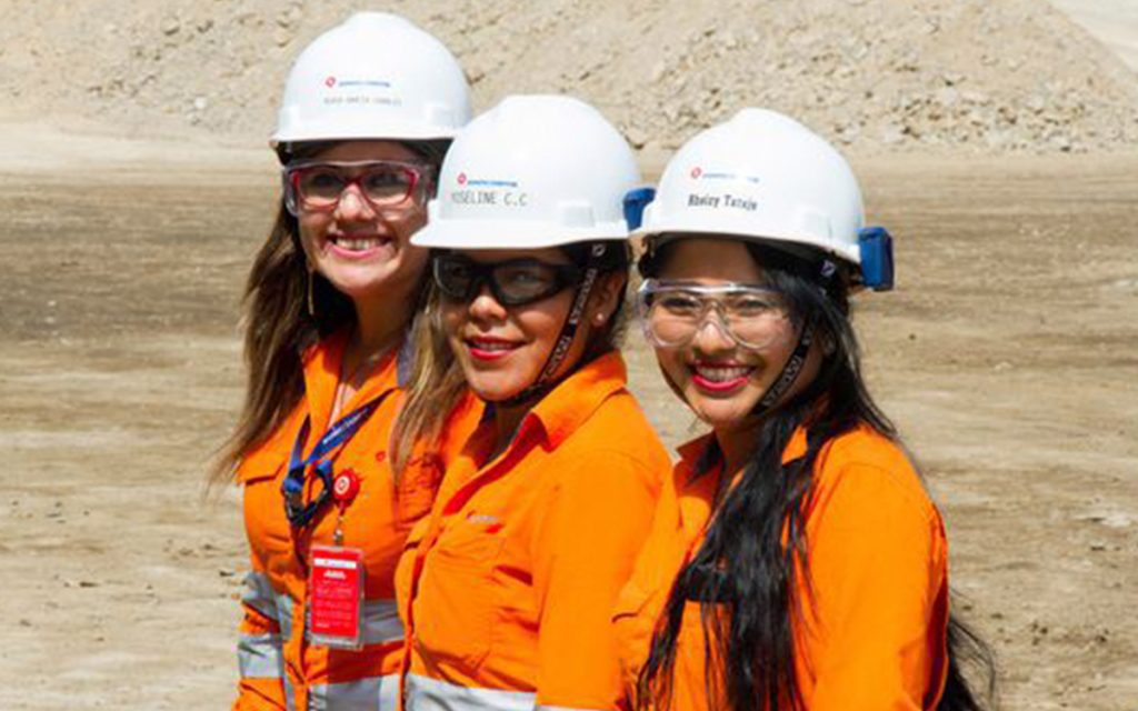 Mujeres en minería: Historias de valentía y empoderamiento en Chile